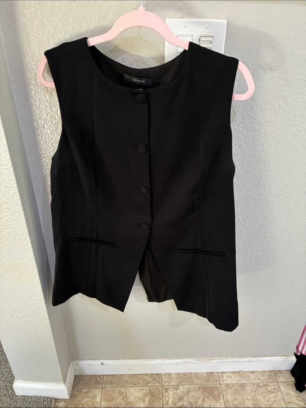 Jessica Sleeveless Black Tailored Shorts Cover